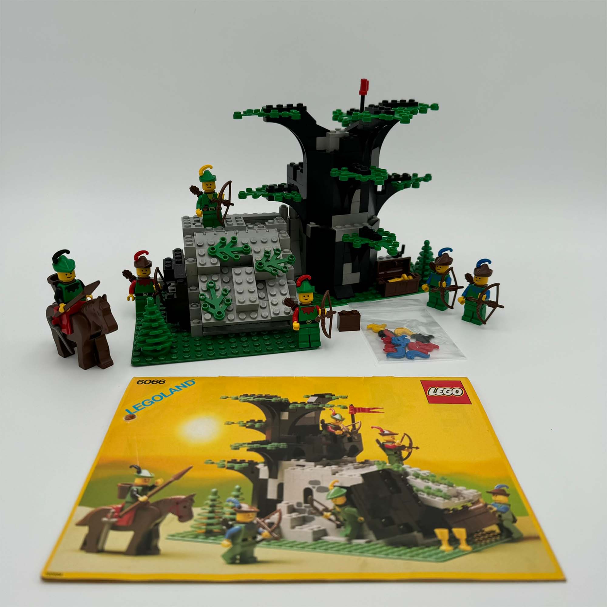 LEGO set 6066 Jaren 80