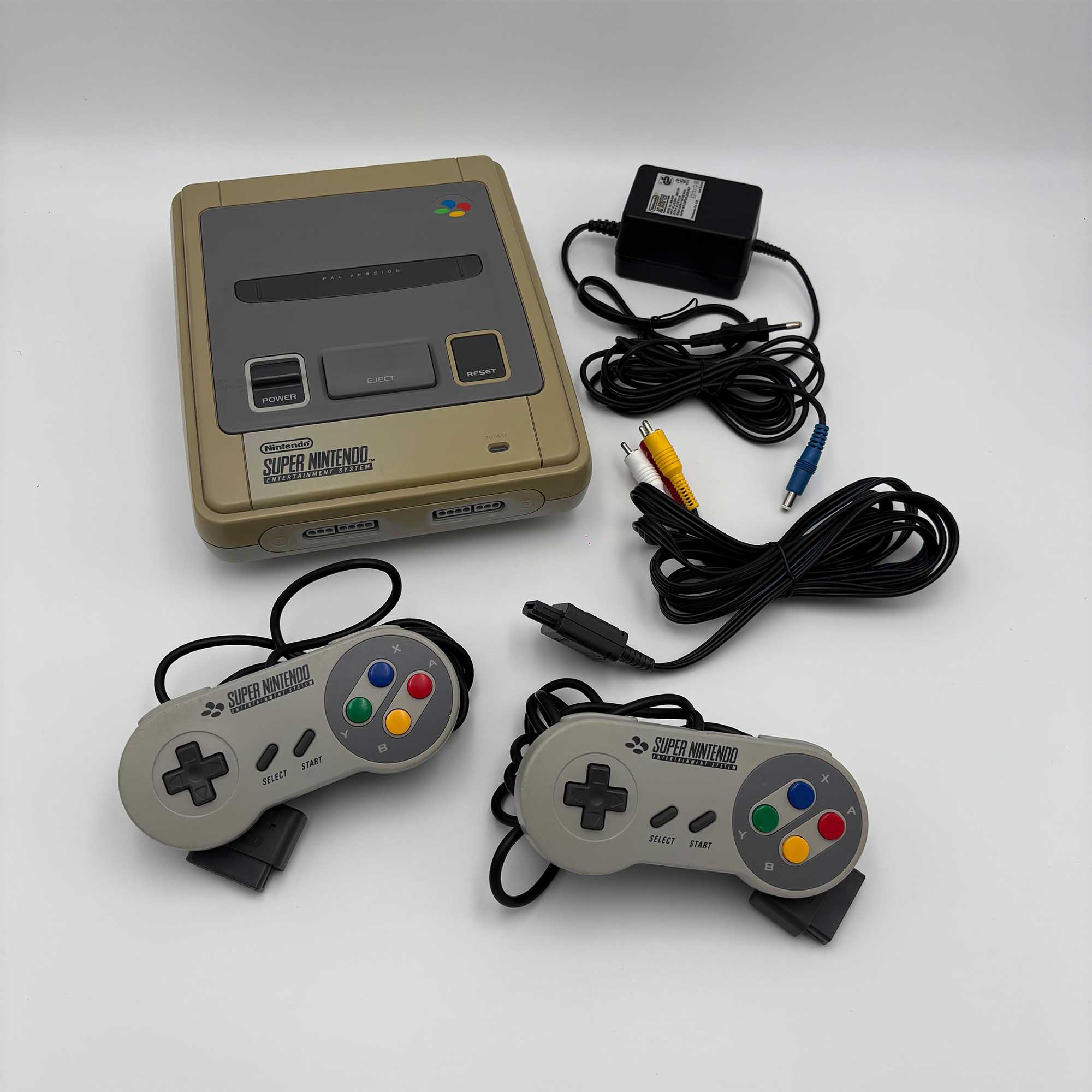 Super Nintendo Console (inclusief 2 controller)