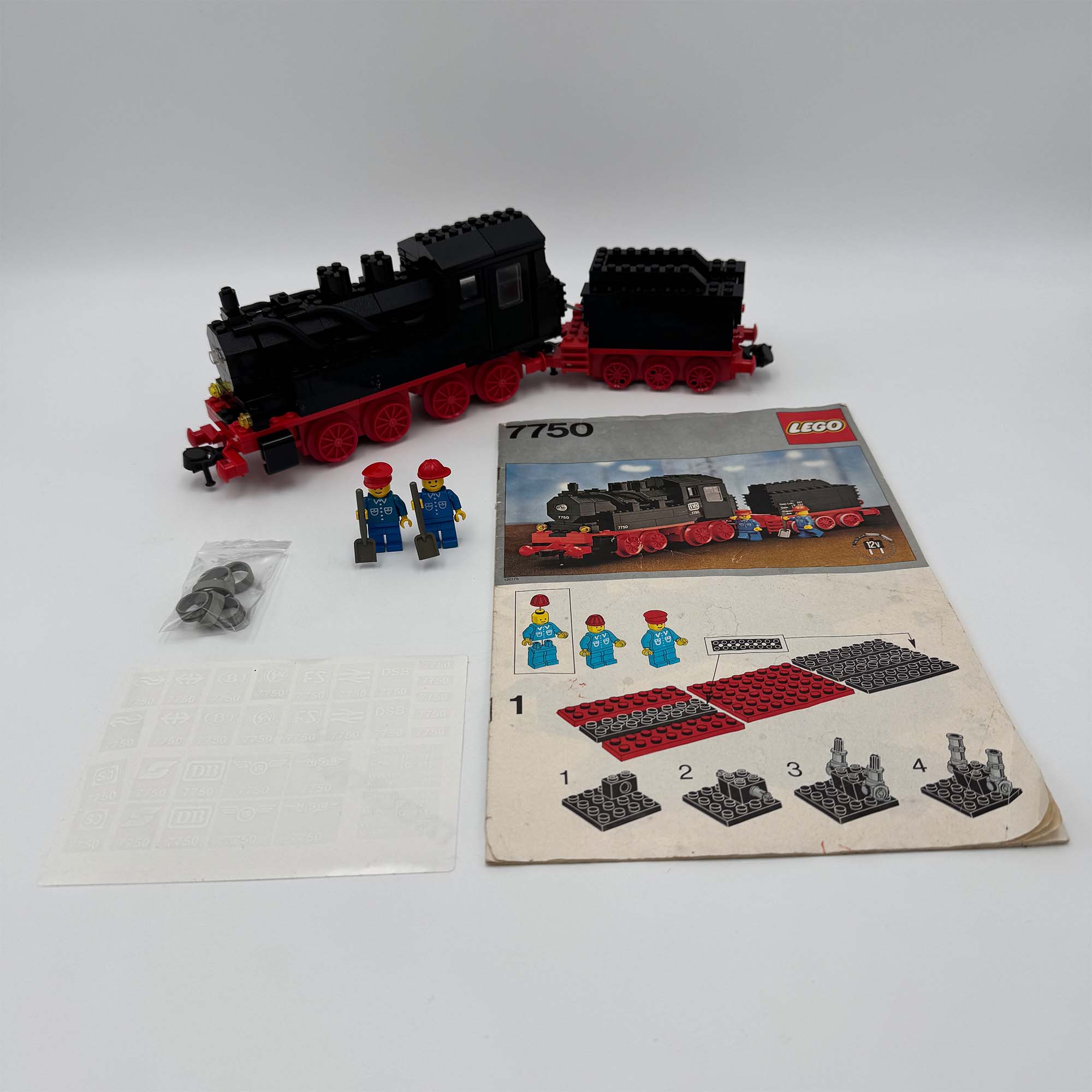 LEGO set 7750 Jaren 80