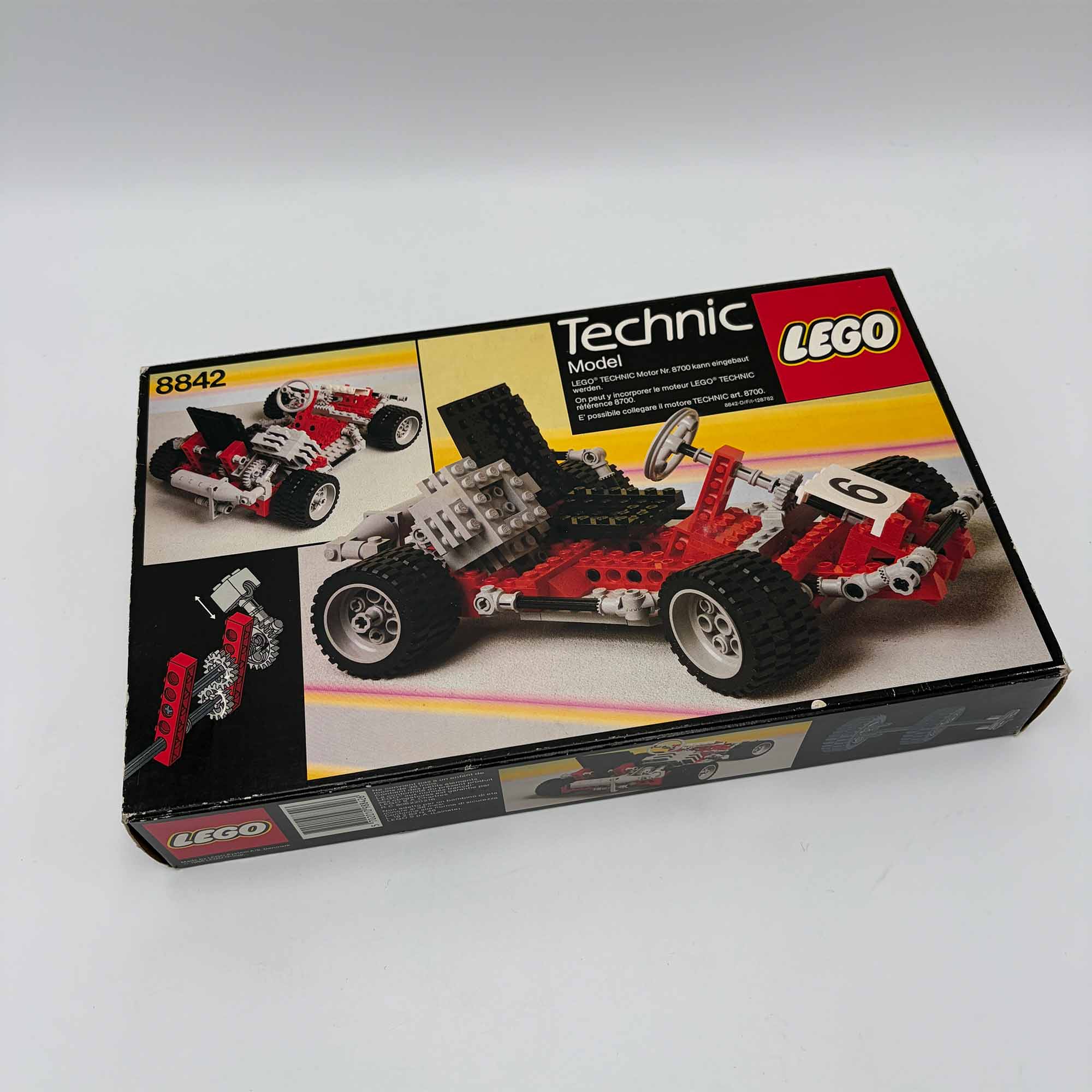LEGO set 8842 Jaren 80